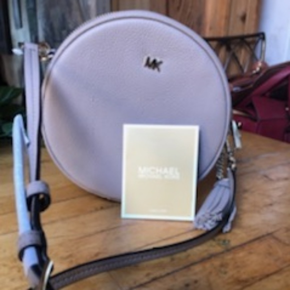 Michael Kors Bas - Picture 2 of 2